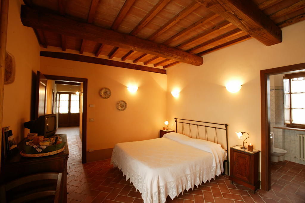 Agriturismo Podere San Gregorio П'єнца Номер фото